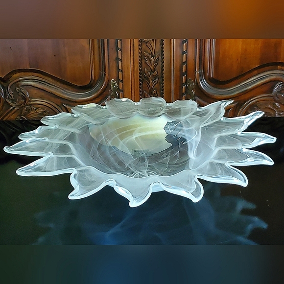 Huge 19 1/2" Helios ☀️ Sun Art Glass Bowl - Picture 5 of 10